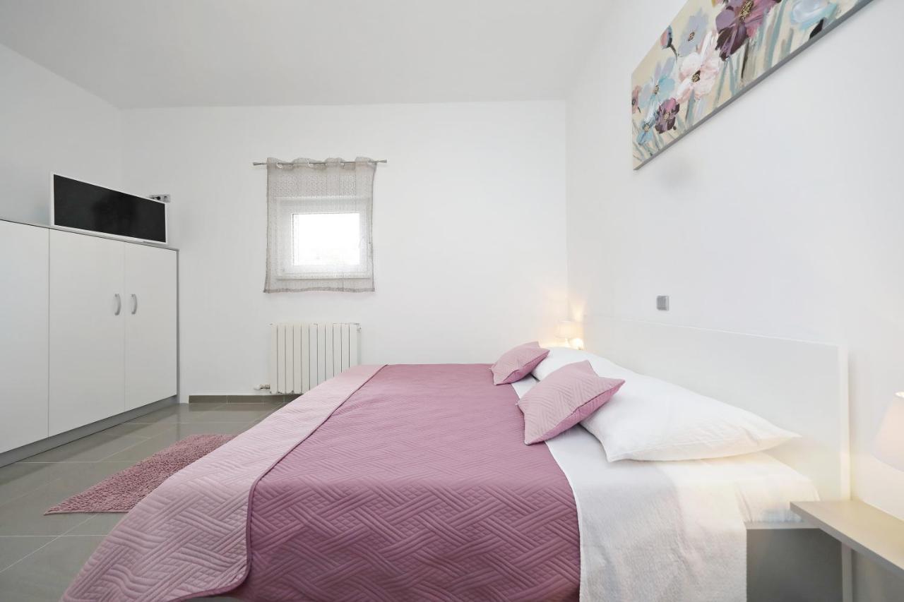 Apartmani Rudi Vir Exteriér fotografie