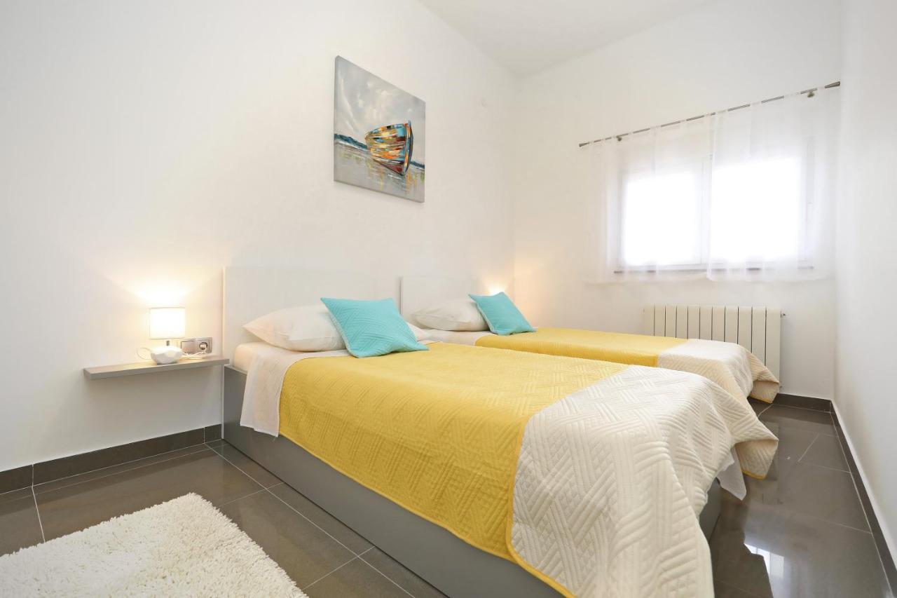 Apartmani Rudi Vir Exteriér fotografie