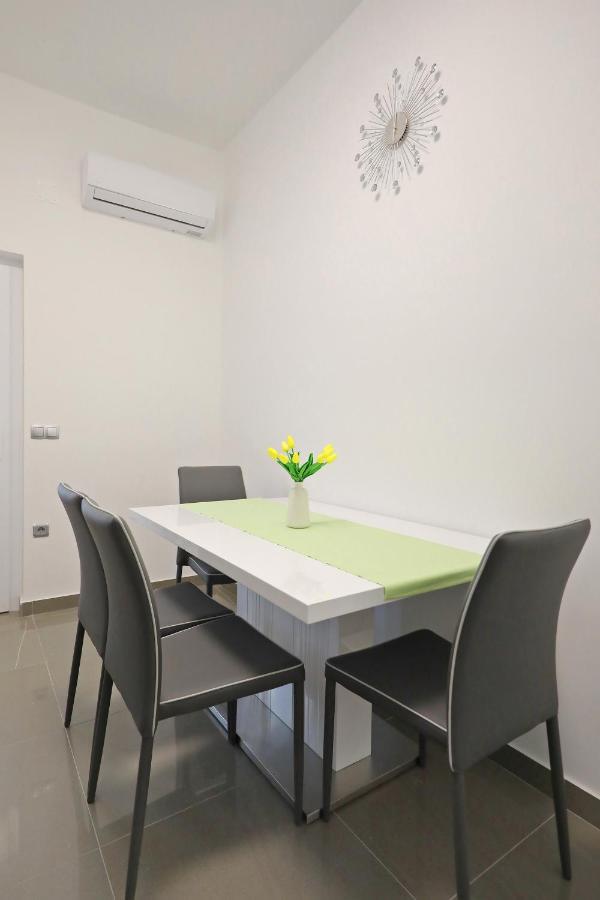 Apartmani Rudi Vir Exteriér fotografie