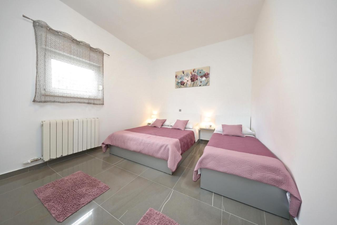 Apartmani Rudi Vir Exteriér fotografie